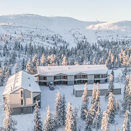 Peak By Aavalevi Holidays, Ski-in Ski-out, Mountain View Apartment
