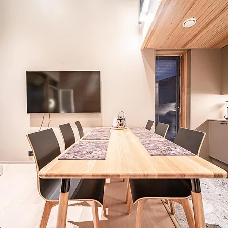 Peak By Aavalevi Holidays, Ski-in Ski-out, Mountain View *