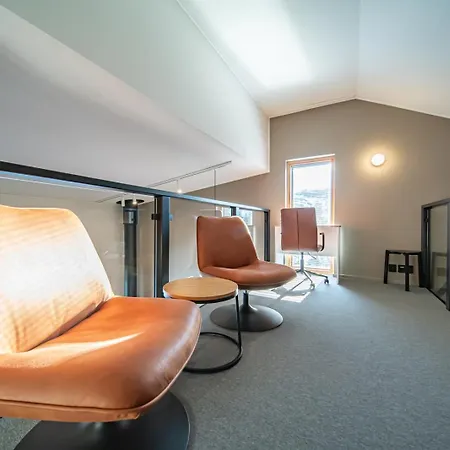 Peak Ski-in Ski-out By Aavalevi