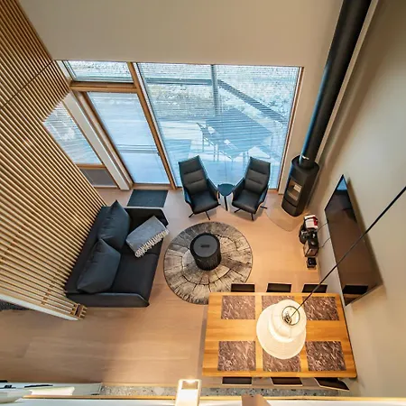 Peak Ski-in Ski-out By Aavalevi *